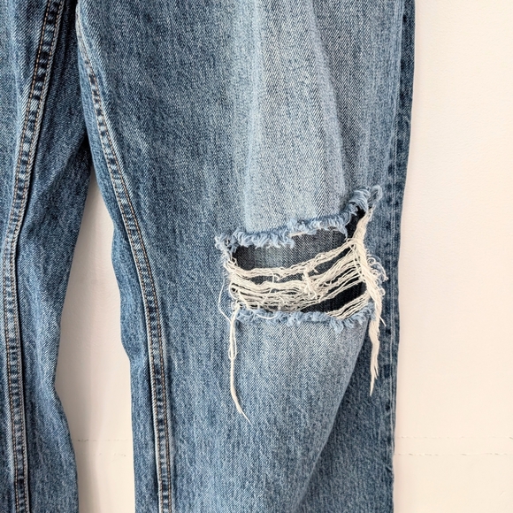 Good American Women's Good 90' Distressed Blue Jeans ~ Size 12/31 - Picture 7 of 13